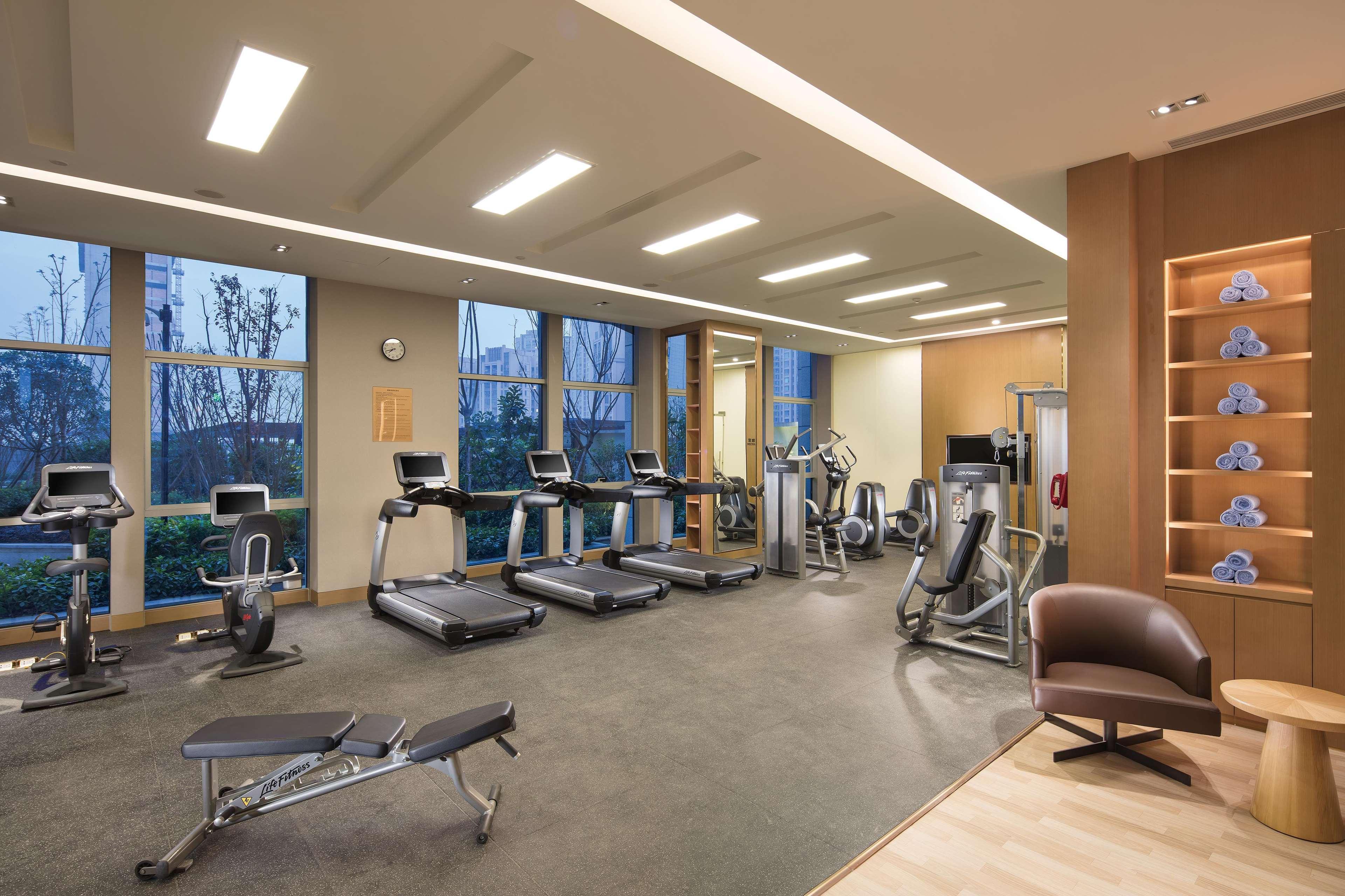 Hilton Chengdu Longquanyi Hotell Exteriör bild