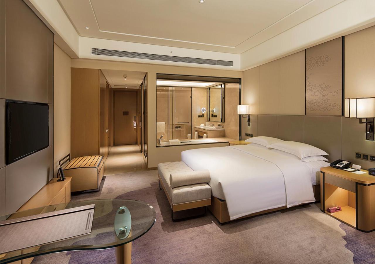 Hilton Chengdu Longquanyi Hotell Exteriör bild