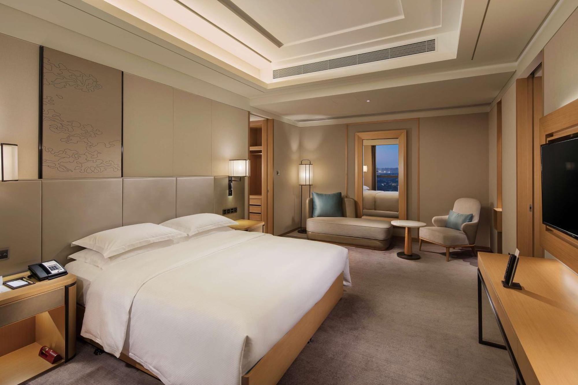 Hilton Chengdu Longquanyi Hotell Exteriör bild