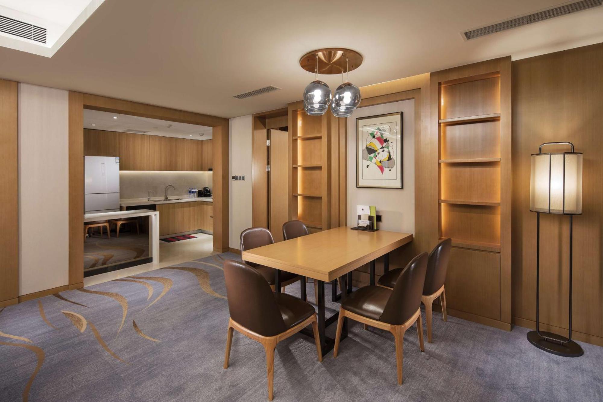 Hilton Chengdu Longquanyi Hotell Exteriör bild