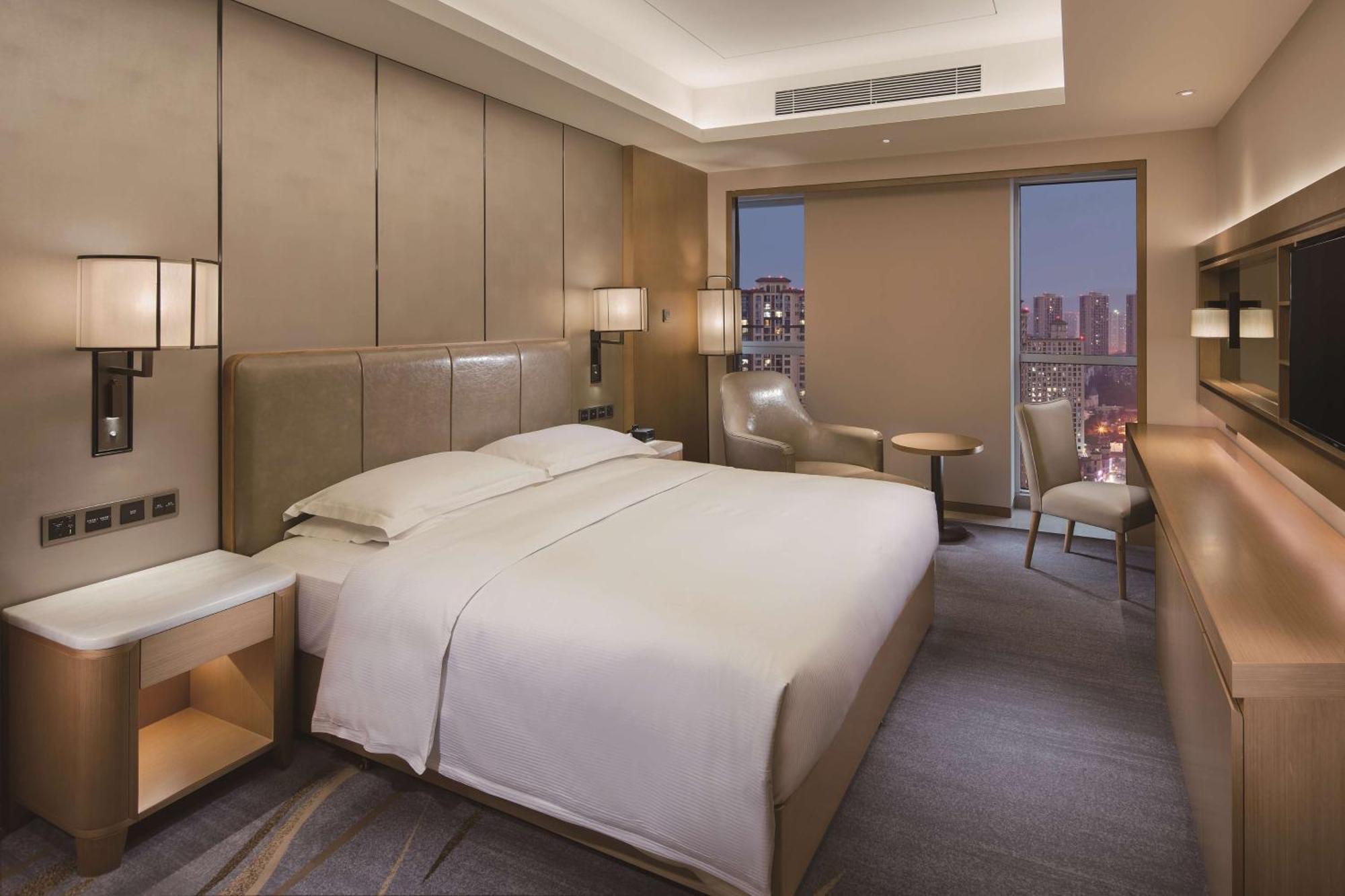 Hilton Chengdu Longquanyi Hotell Exteriör bild