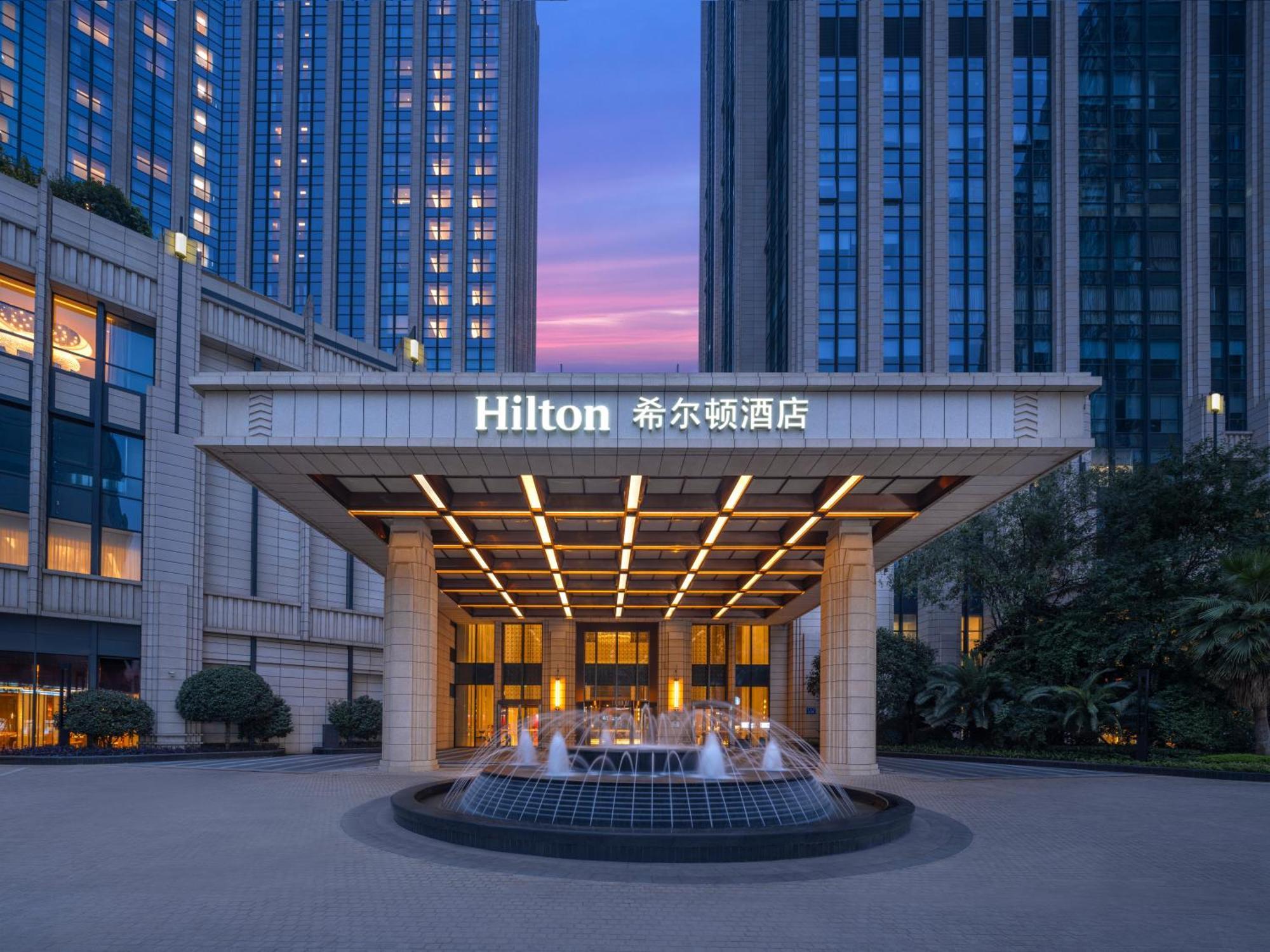 Hilton Chengdu Longquanyi Hotell Exteriör bild