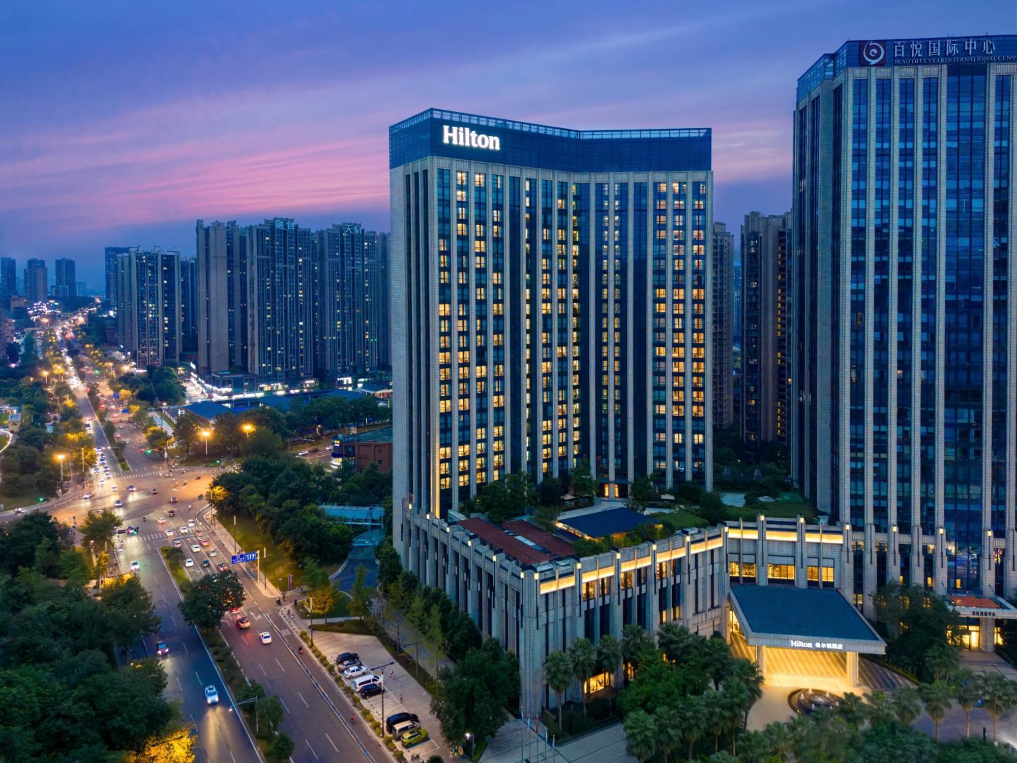 Hilton Chengdu Longquanyi Hotell Exteriör bild